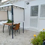 Villa Nobilo Frühstückspension Lumbarda
