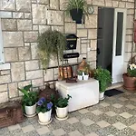 Nobilo 住宿加早餐酒店 鲁巴达