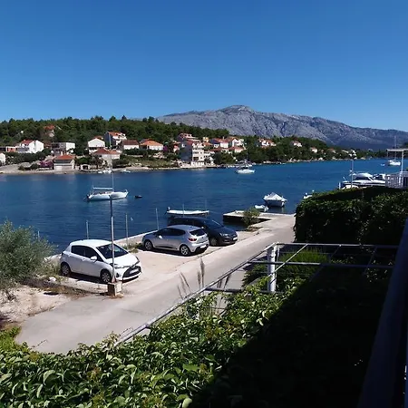 Nobilo Bed & Breakfast Lumbarda