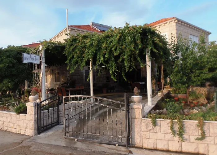 Bed & Breakfast Villa Nobilo Lumbarda